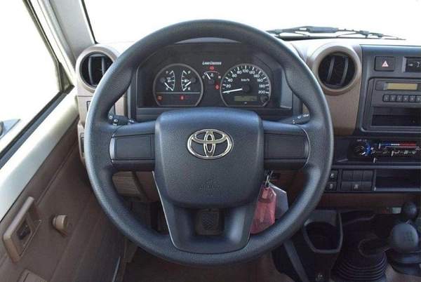 Toyota Land Cruiser 70 Toyota Land Cruiser Hard top LC78 4.2L Diesel V6 3doors 2024