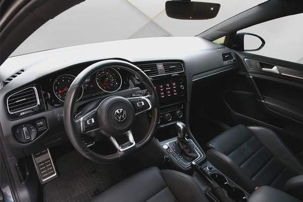 VOLKSWAGEN GOLF GTI - 2020 - FULLY LOADED - AMAZING CONDITION