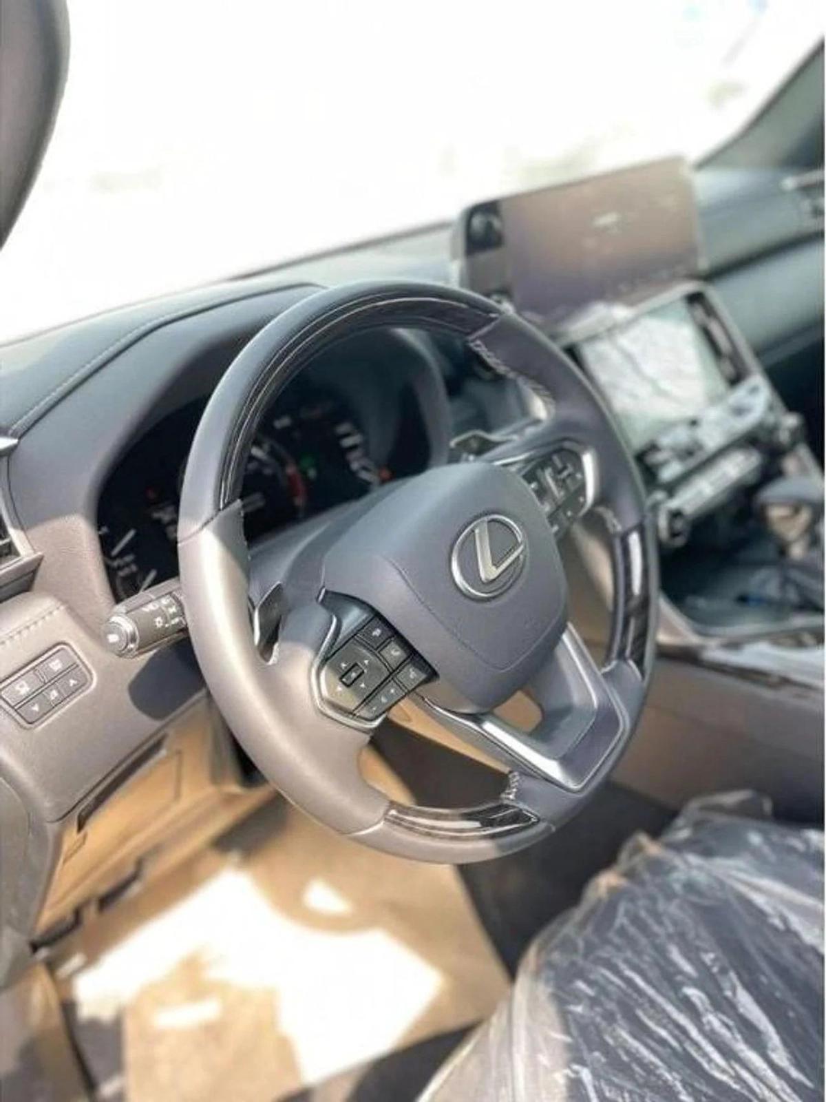 New Lexus LX 600 2024-12-12