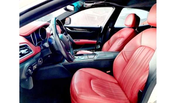 Maserati Ghibli - 2015 - GCC -