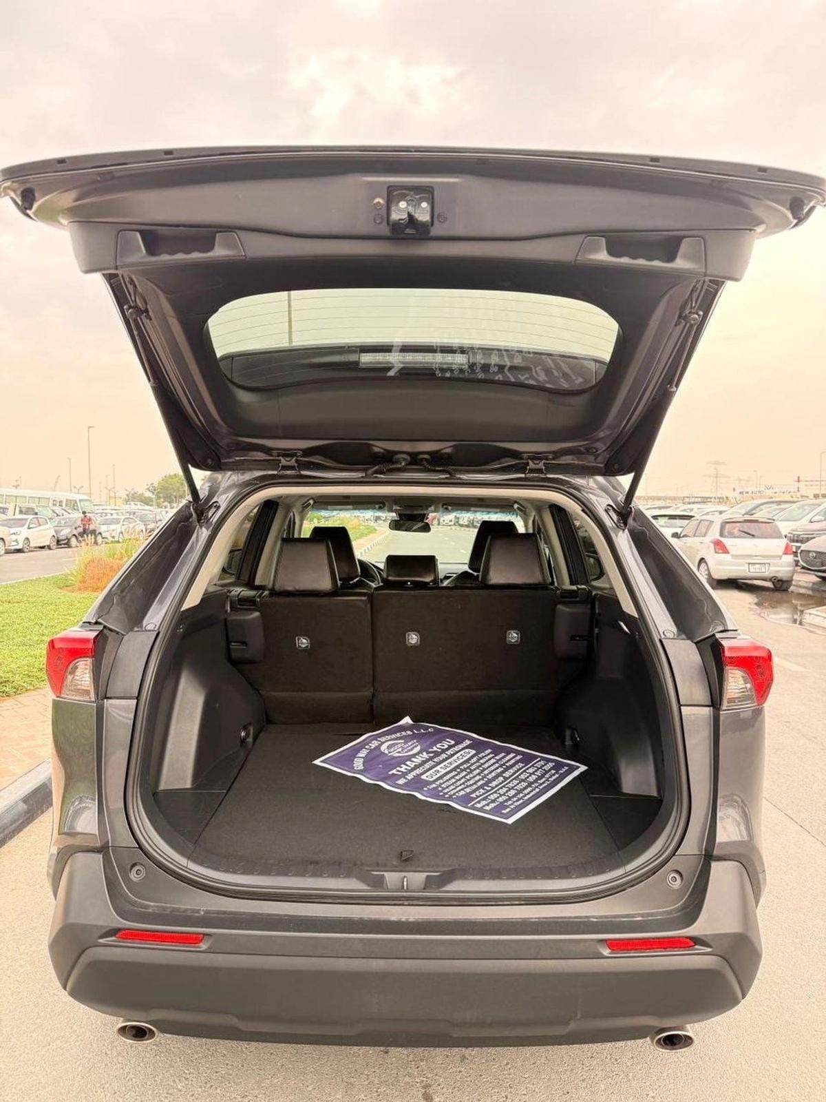 Toyota RAV4 XLE 2.5L push start 2024-21-21