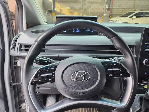 STARIA(H1) (D) 2.2 Tourer 9seats Modern Trim