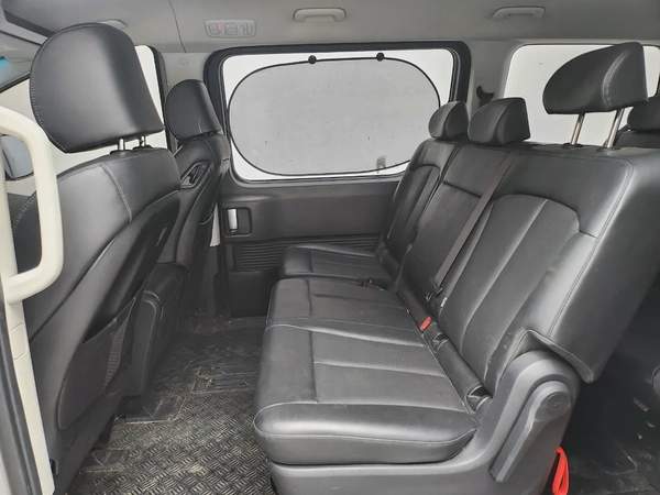 STARIA(H1) (D) 2.2 Tourer 9seats Modern Trim