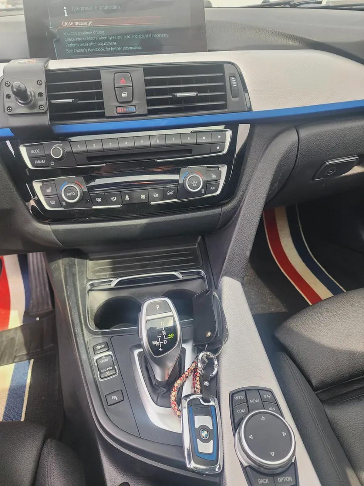 BMW 320i M line-9-9