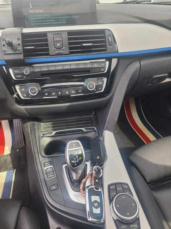 BMW 320i M line