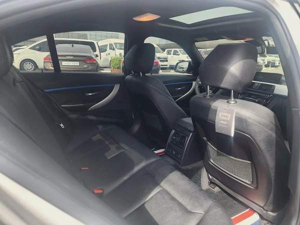 BMW 320i M line