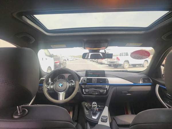 BMW 320i M line