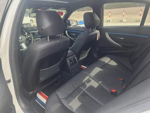 BMW 320i M line