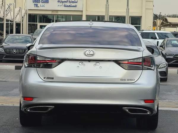 لكزس GS350 F-SPORT موديل 2016 وارد دفع خلفى سنجل فل اوبشن بحاله ممتازه