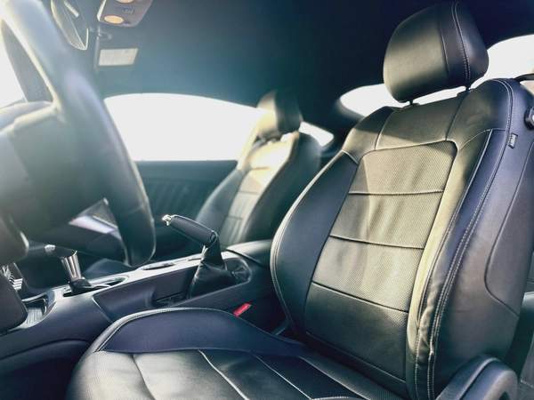 2022 Ford Mustang Ecoboost - # 04187