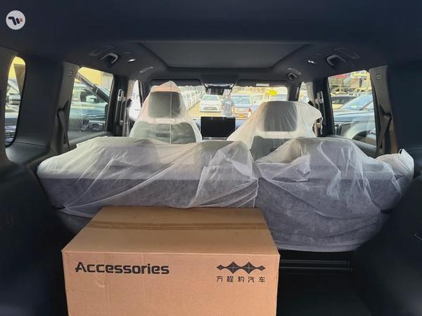 BYD Titanium 7 ultra (Export / Can Register in UAE)