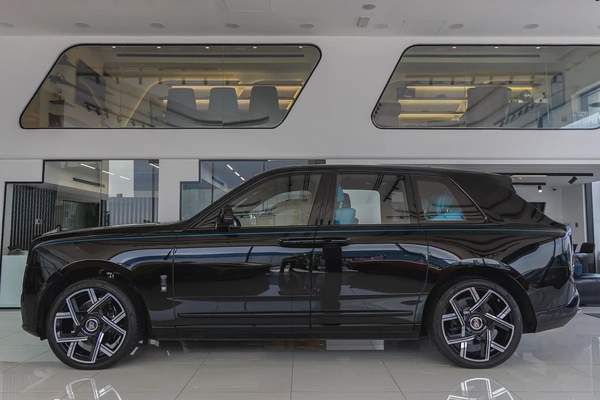 Rolls Royce Cullinan | Black Badge | WARRANTY AVAILABLE | 2025