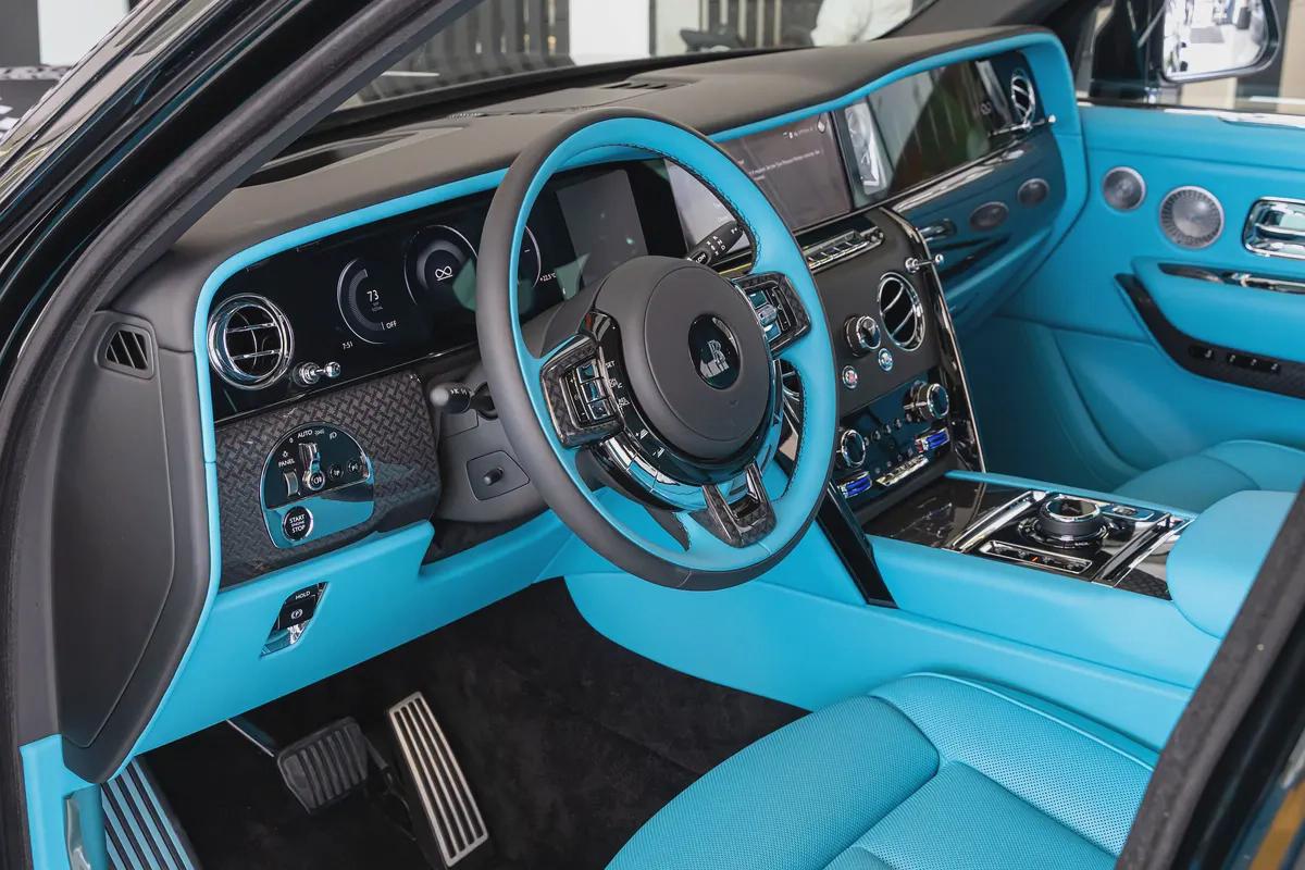 Rolls Royce Cullinan | Black Badge | WARRANTY AVAILABLE | 2025-15-15