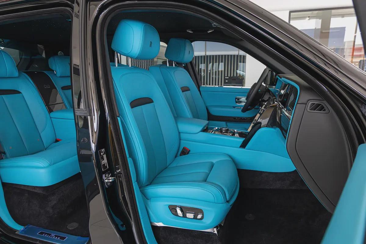 Rolls Royce Cullinan | Black Badge | WARRANTY AVAILABLE | 2025-18-18
