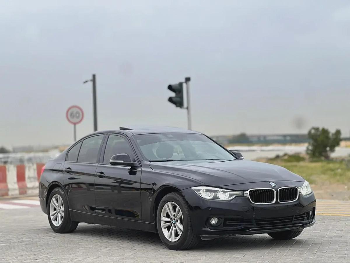 BMW 3-Series 318ci 2018 GCC Specs - Excellent Condition-2-2