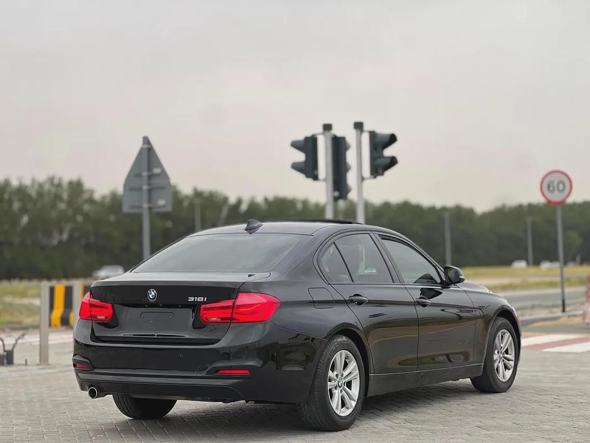 BMW 3-Series 318ci 2018 GCC Specs - Excellent Condition-6-6
