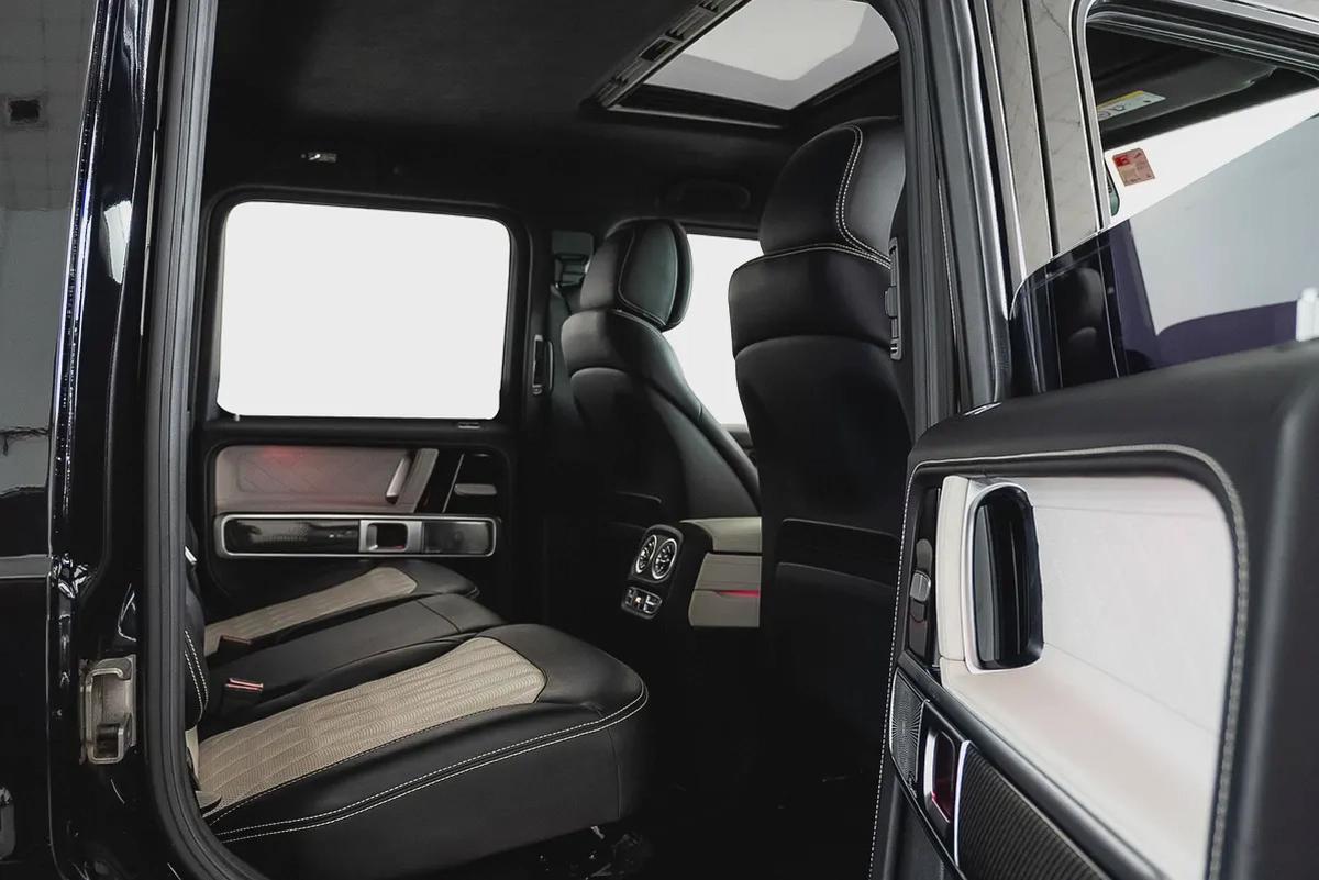 2020 Mercedes-Benz G63 AMG / Mercedes- Benz Warranty / Full Service History-12-12