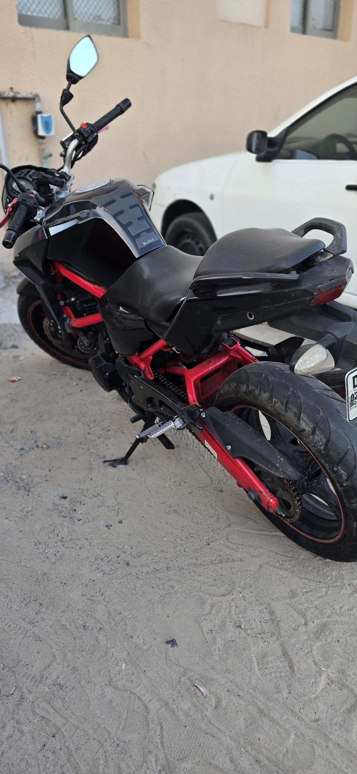 CF Moto 650NK-3-3