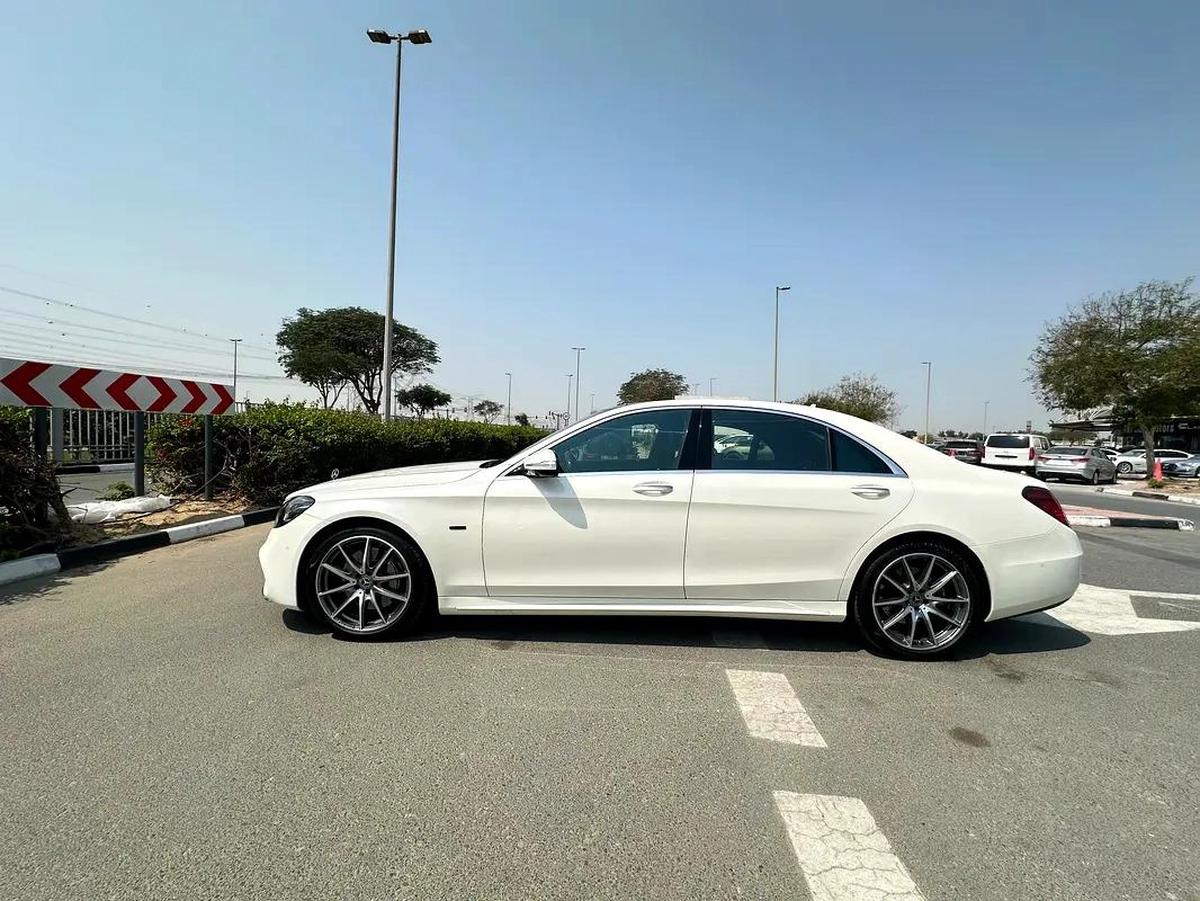 Mercedes S560e 2020 GCC-8-8