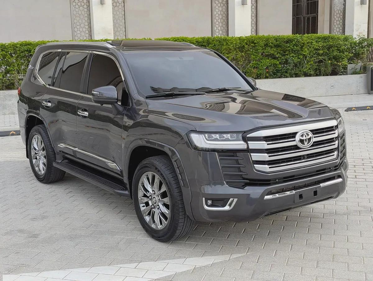 Toyota Land Cruiser 2013 Facelifted 2025 With Interior and Exterior GXR V6 Full Option - GCC Specs-1-1