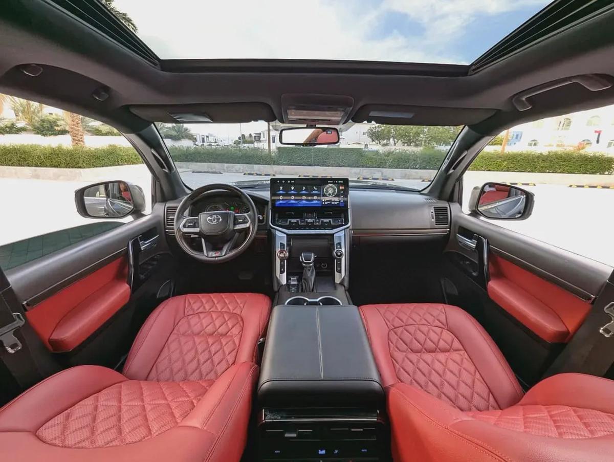 Toyota Land Cruiser 2013 Facelifted 2025 With Interior and Exterior GXR V6 Full Option - GCC Specs-2-2