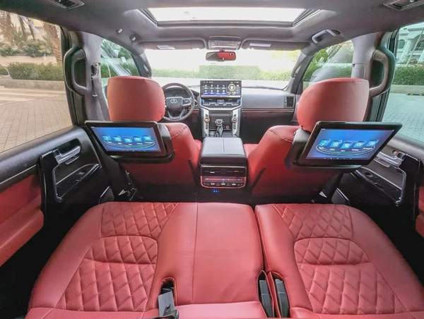 Toyota Land Cruiser 2013 Facelifted 2025 With Interior and Exterior GXR V6 Full Option - GCC Specs