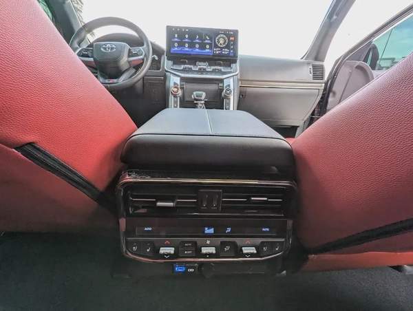 Toyota Land Cruiser 2013 Facelifted 2025 With Interior and Exterior GXR V6 Full Option - GCC Specs