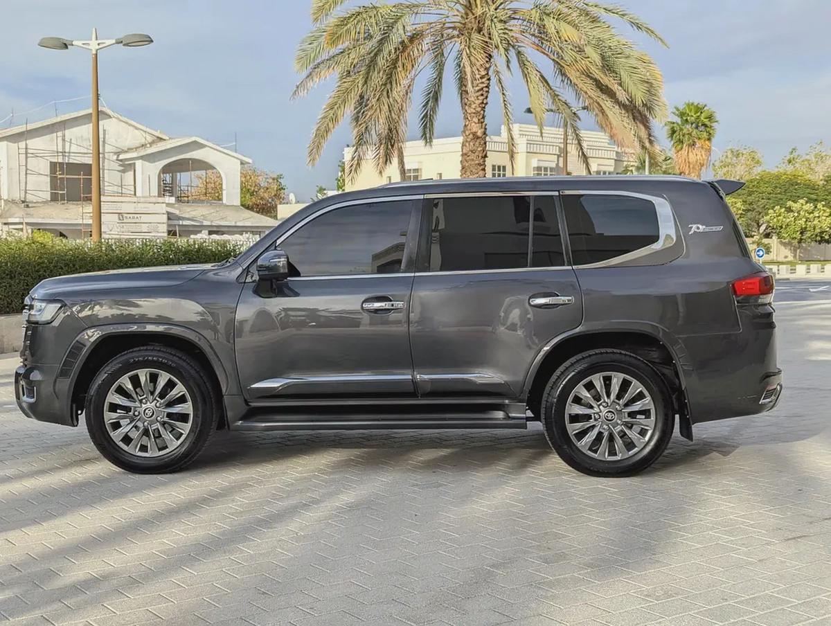 Toyota Land Cruiser 2013 Facelifted 2025 With Interior and Exterior GXR V6 Full Option - GCC Specs-16-16