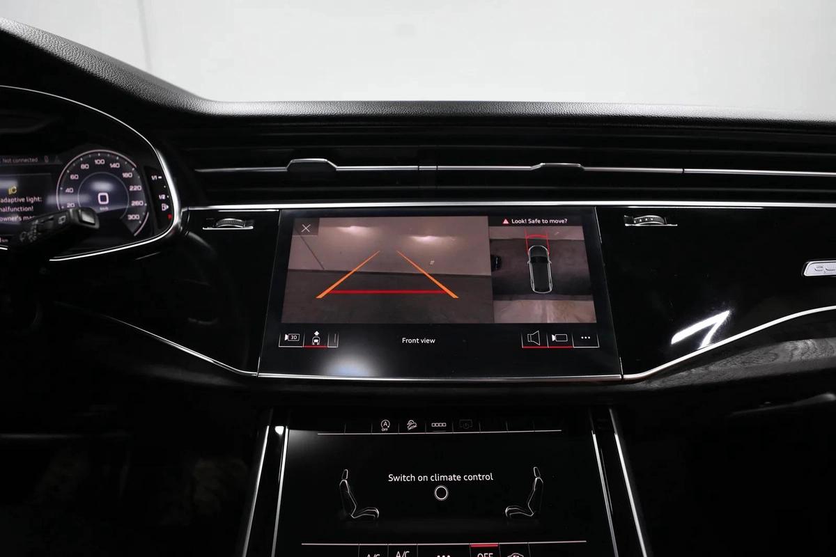 GCC | Audi Q8 55 TFSI quattro | 3,250 AED monthly | Registration-8-8
