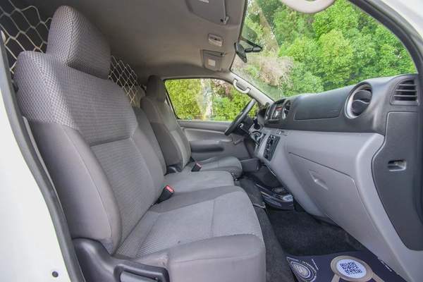 2016 Nissan Urvan | Delivery Van | GCC Specs | Ref#N03549