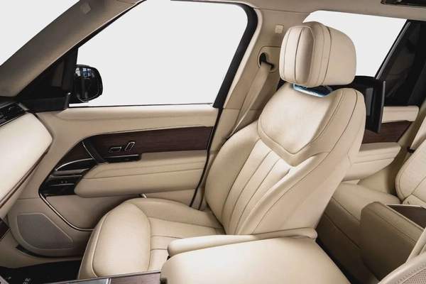 2023-RANGE ROVER VOGUE P530 AUTOBIOGRAPHY-WARRANTY TILL 25.1.2029 OR 150.000KM-FSH WITH AL TAYER