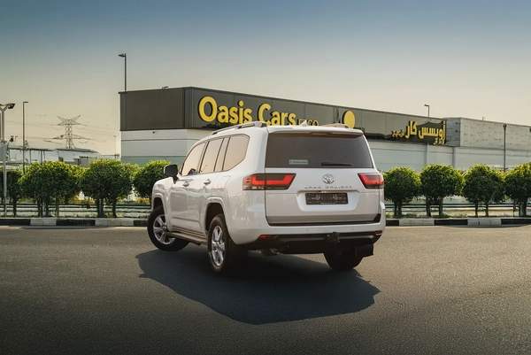 Toyota Land Cruiser EXR 4.0L V6 Agency Warranty Full Service History GCC