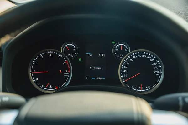 Toyota Land Cruiser EXR 4.0L V6 Agency Warranty Full Service History GCC
