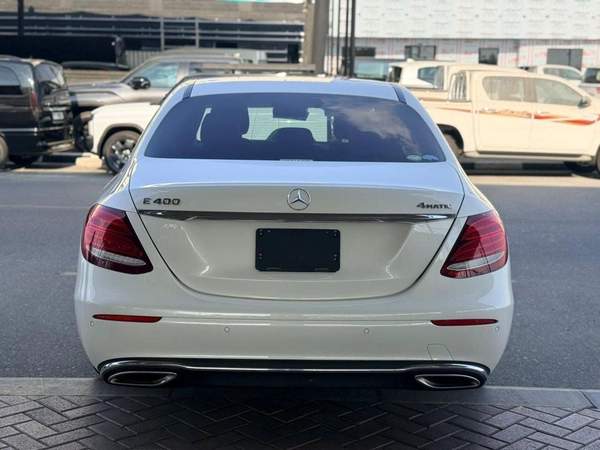 Mercedes-Benz E 400
