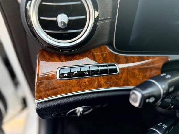 Mercedes-Benz E 400
