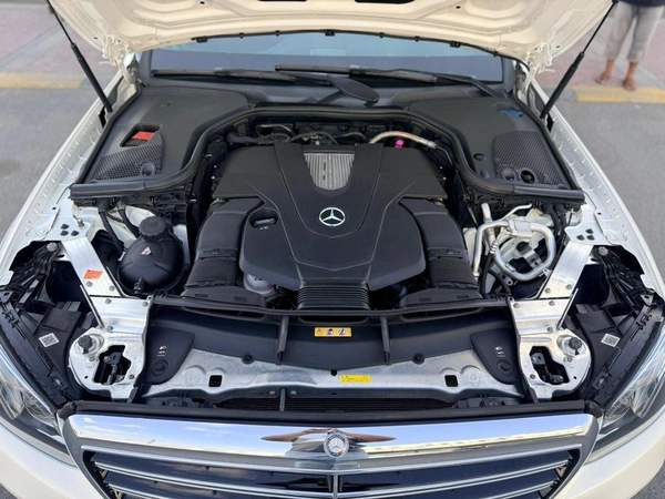 Mercedes-Benz E 400