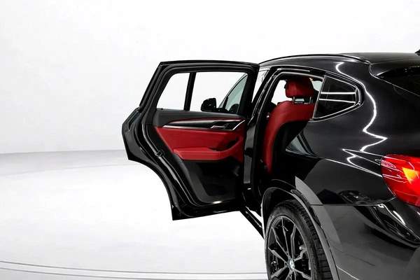 AED 3,329 / Monthly l 0% Down Payment l xDrive30i M Sport l AGMC Warranty till 2027