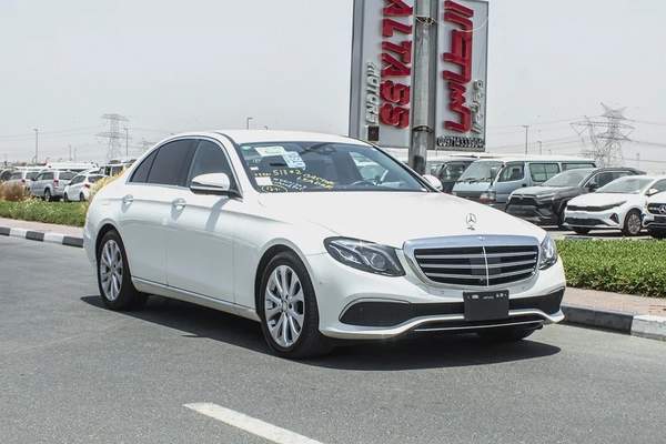 2017 - E400 - IMMACULATE CONDITION - ONLY 16,000 KM DONE