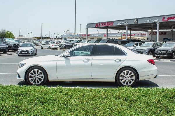 2017 - E400 - IMMACULATE CONDITION - ONLY 16,000 KM DONE