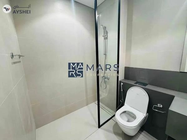 Brand new 4 bedroom corner unit with majlis in Robinia for rent just 195k