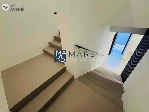 Brand new 4 bedroom corner unit with majlis in Robinia for rent just 195k