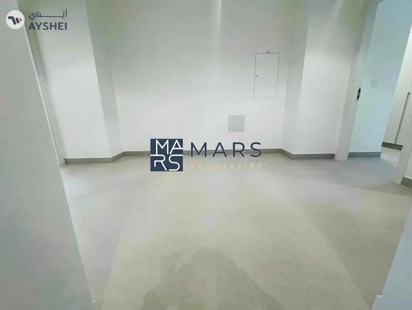 Brand new 4 bedroom corner unit with majlis in Robinia for rent just 195k