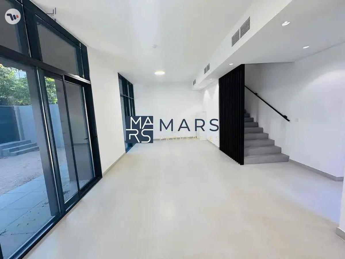 Brand new 4 bedroom corner unit with majlis in Robinia for rent just 195k-19-19