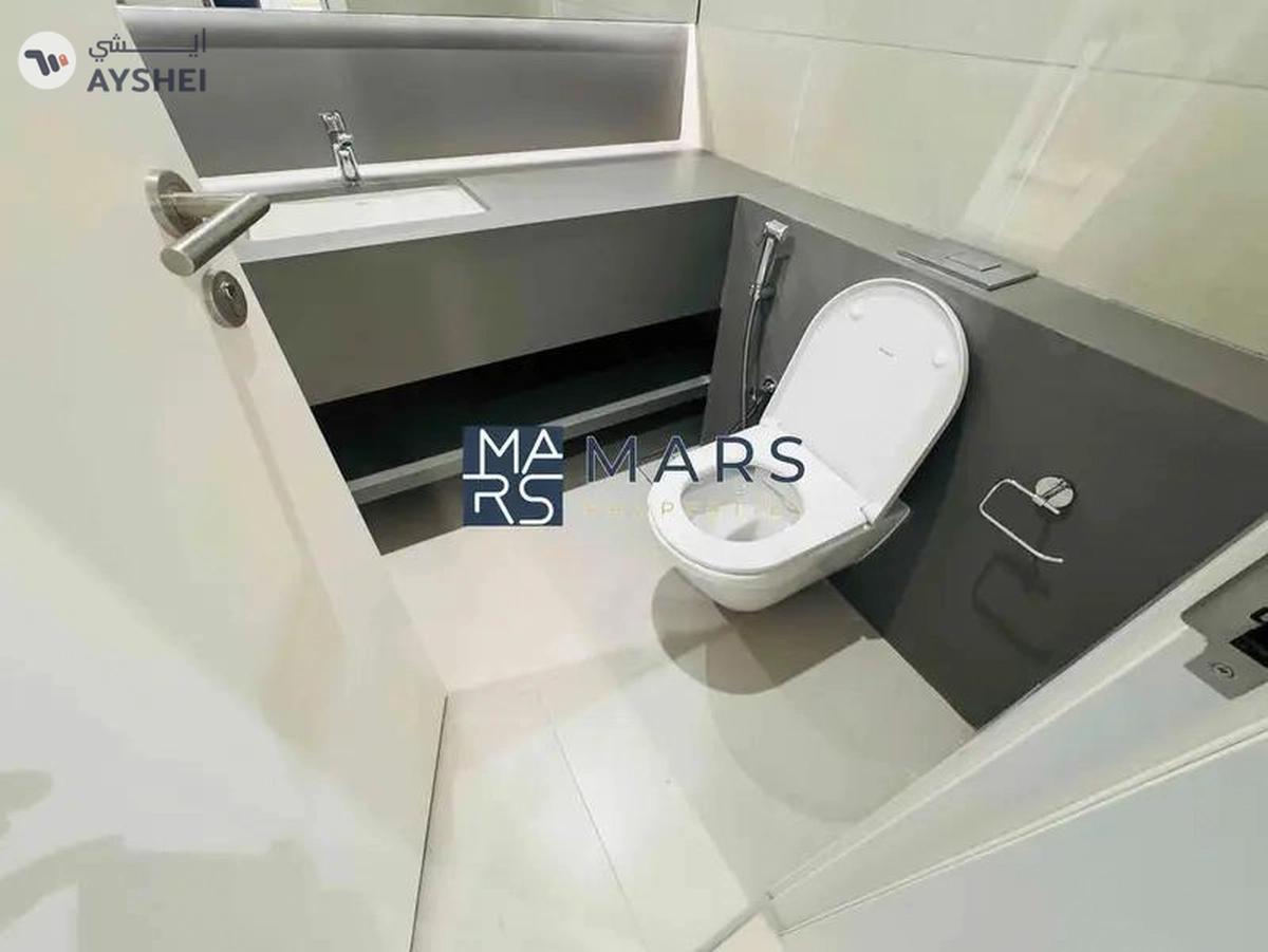 Brand new 4 bedroom corner unit with majlis in Robinia for rent just 195k-29-29