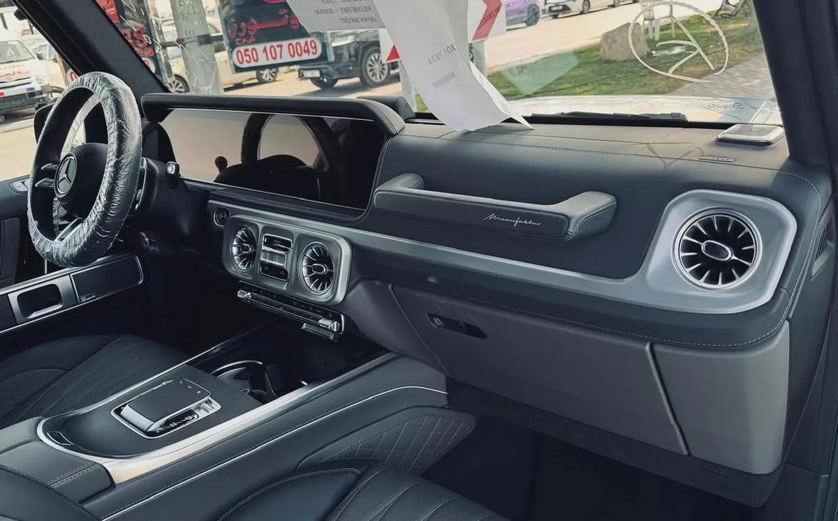 BENZ G63 AMG | 2025 | HYPER BLUE MAGNO | 8000KM DONE | FRESH JAPAN IMPORT-14-14