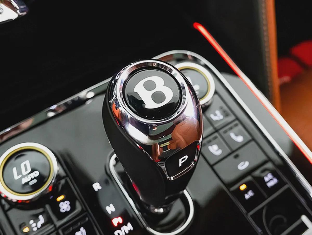 14,200 AED / 60 months | 20% DP | 2023 Bentley Flying Spur V8 / Bentley Warranty and Service Contrac-8-8