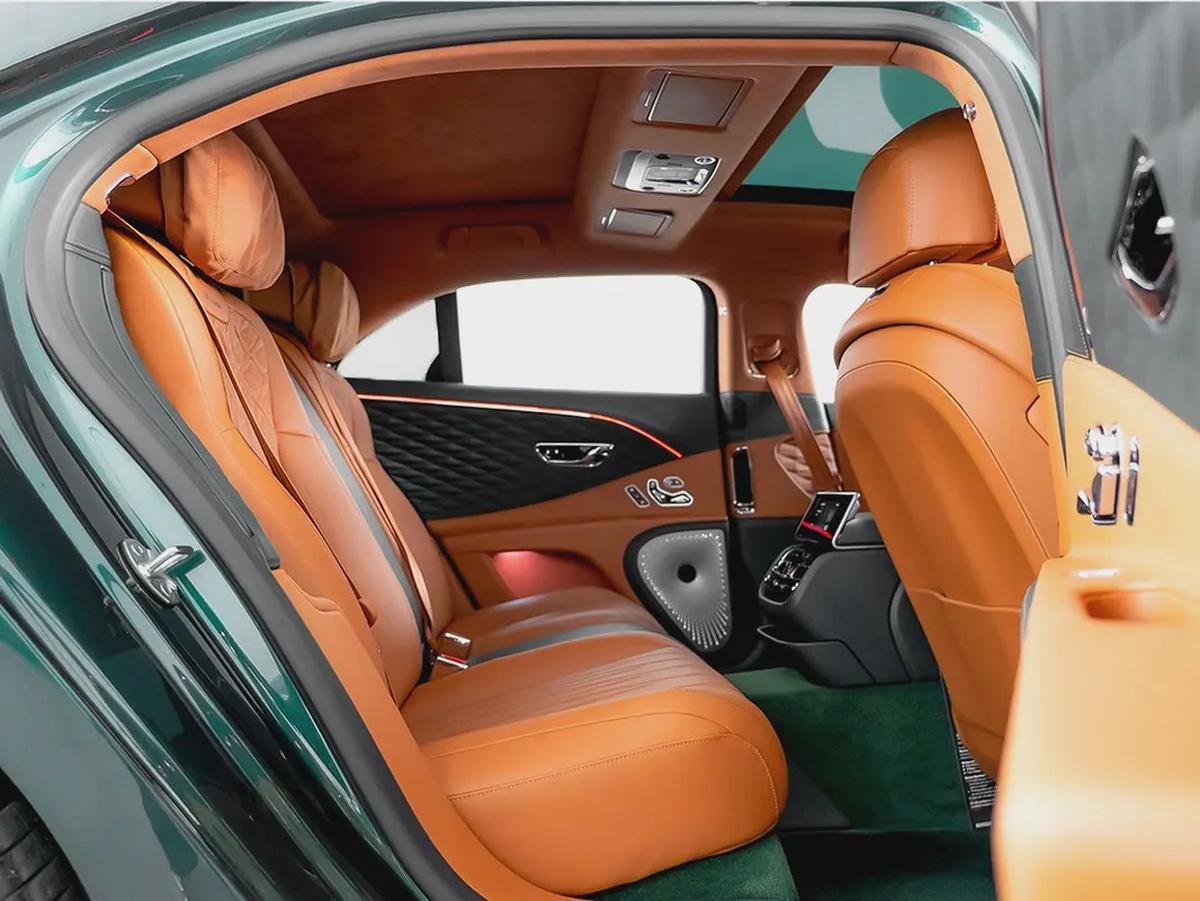 14,200 AED / 60 months | 20% DP | 2023 Bentley Flying Spur V8 / Bentley Warranty and Service Contrac-15-15