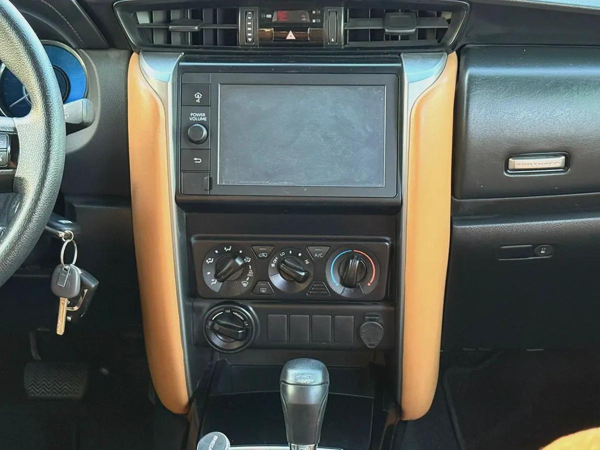 Toyota Fortuner, 2022 GCC specs, absolutely accident-free.-11-11