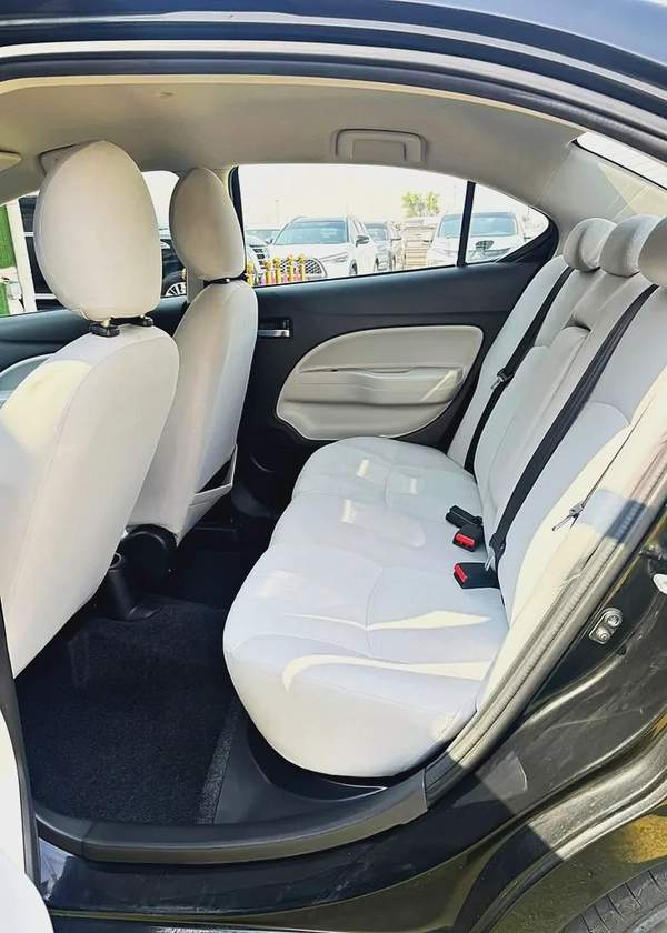 MITSUBISHI ATTRAGE 2022