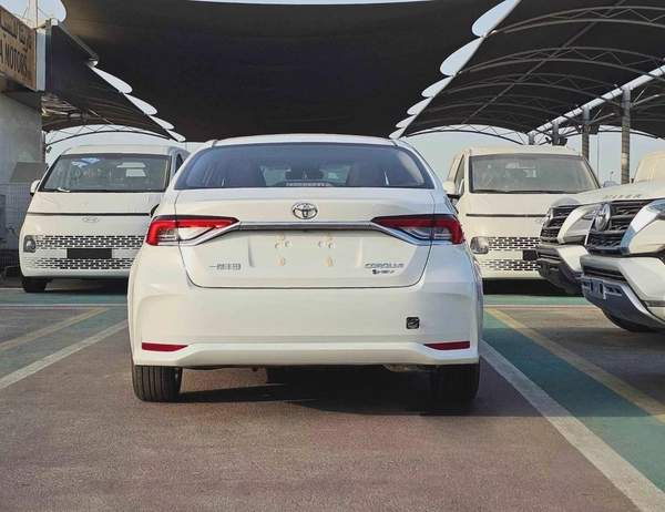 Toyota Corolla ELITE HYBRID / 1.8L V4 PETROL / LEATHER SEATS / PUSH START /DVD+ CAMERA/SUNROOF (CODE#HYBRID ELITE)